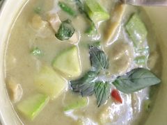 中部绿咖喱鸡肉-帕蓝·暹罗料理(曲阳店)