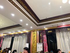 -皇宫大酒店