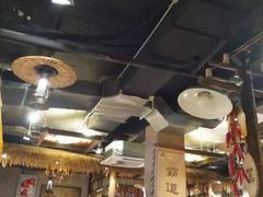 大堂-宽板凳老灶火锅(簋街店)