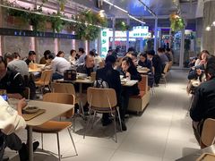 -老乡鸡(上海白玉兰广场店)