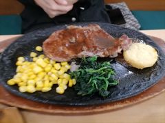 黑胡椒酱汁牛排-萨莉亚意式餐厅(南京环亚凯瑟琳广场店)