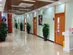-茂菊口腔连锁(浦东南路店)
