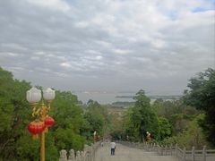 -广州莲花山旅游区