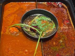 -老牌坊云南鱼豆花火锅(哈西万达店)