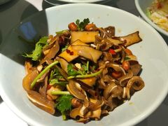 -费大厨辣椒炒肉(高铁吾悦广场店)