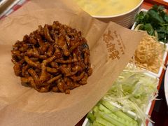 -老郑家东北春饼(龙悦居店)
