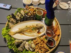 -三姐妹·海鲜大排档