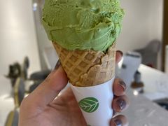 -Fridi Patisserie Cafe