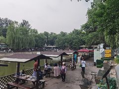 -尚庄度假村·庭台树下·户外烧烤·团建CS·轰趴营地(上庄水库店)