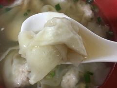 -张阿三馄饨店