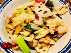 莲菜炒肉-海荣锅贴馆(五味十字店)