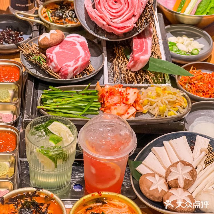 深夜食堂的韩国烤肉，冰面配烤肉也太赞了吧