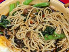 -张记奔吃小面