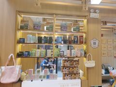 -霸王茶姬(南强街店)