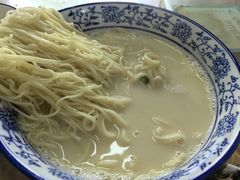 -雪琴面馆富安特色鱼汤面(城中花园店)