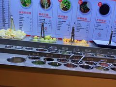 自助调料区-海底捞火锅(万达坊店)