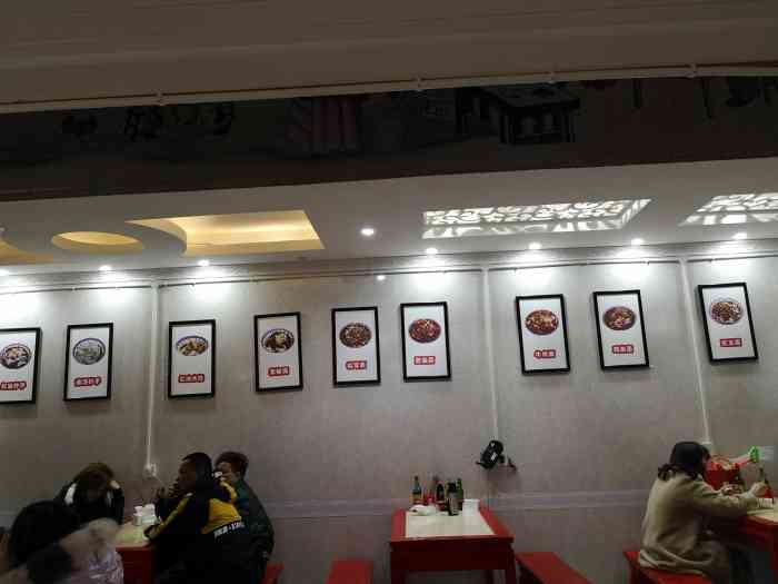 刘抄手(金堂店)-"查了一下金堂有很多刘抄手店,这家开的比较.