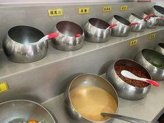 -毛辣果·贵州红酸汤牛肉火锅(西单店)