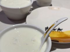 -小河公主秘制烤羊腿(小绿谷店)