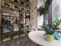 -MY WAY SALON