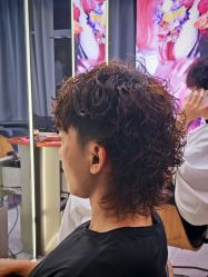 -藤野造型烫发染发