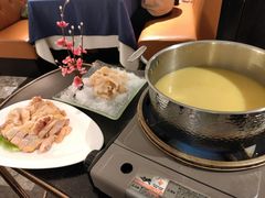 -维园悦谱·海派家常菜(乌鲁木齐南路店)