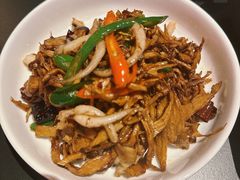 鱿鱼爆烟竹笋-胡桃里乐队酒馆(农科路店)