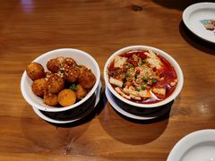 -炉小二铜锅牛蛙•川湘菜(三里屯店)