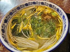 -火烧房子菊花米线(兴盛路店)