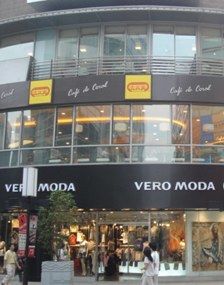 -大宁国际商业广场-地下停车库