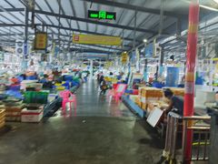 -霞涌市场海鲜摆卖区