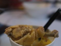 -鲜入围煮花胶鸡海鲜火锅