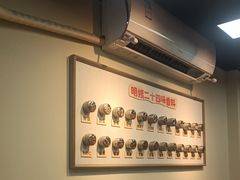 -明姨仔潮汕美食·碳炉猪脚·汕尾牛腩饭·起片鸡煲(起义路店)