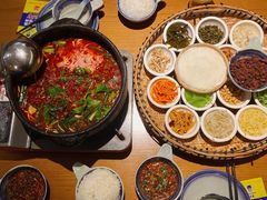 -包整·丝娃娃(一览甲秀楼风景店)