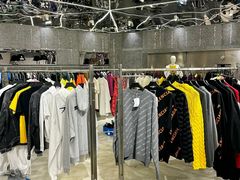 -LuOne凯德晶萃广场(徐家汇路店)