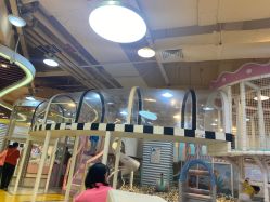 -多多淘儿童体验中心(重庆来福士店)
