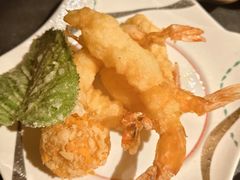 -铭牛烧肉·和牛海鲜自助(高新月牙湖店)