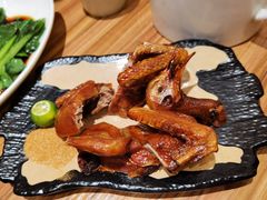 招牌亚麻籽烧乳鸽-粤食堂(天津和悦汇店)
