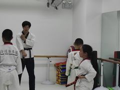 -浛道跆拳道·拳击·体适能