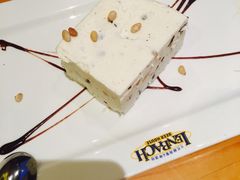 -LENBACH兰巴赫西餐啤酒坊(大连星海广场店)
