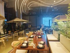 -肆季荟·SEASONS(江苏电视塔店)