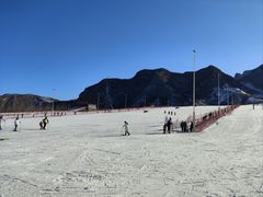 -荣盛康旅野三坡滑雪场