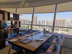 靠窗位-杏荟旋转餐厅(广州爱群店)