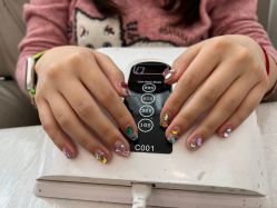 -斯馨·健康美甲美睫