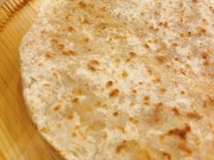 猪肉酸菜馅饼-哈啾嗨·蒙文化主题餐厅(京汉新城店)