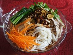 香菇鸡丝米线-北京外国语大学东院食堂