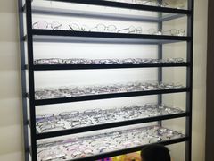 -LOGO眼镜·蔡司品牌折扣店(龙华清湖店)
