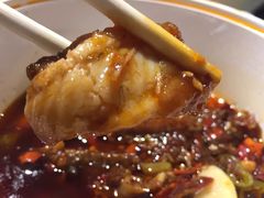 烧鲶鱼-鑫小城故事·藕汤·家常菜(台北一路总店)