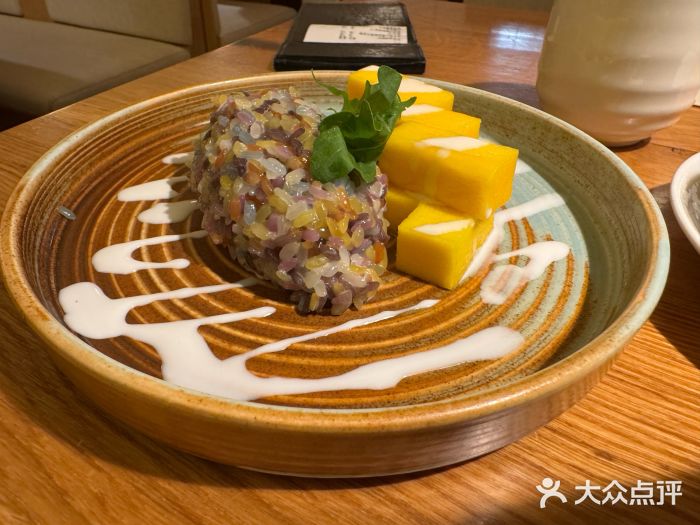 庆春朴门七彩芒果饭图片