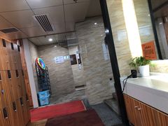 -奇迹健身·恒温游泳(杜鹃万达店)